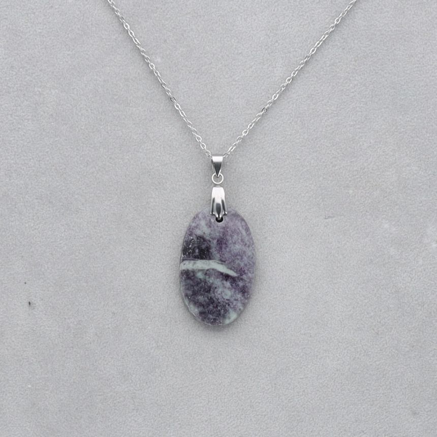 Kammererite Cabochon percé 49