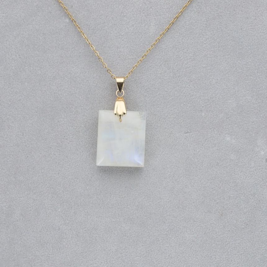 Pierre de Lune Extra Cabochon percé 10