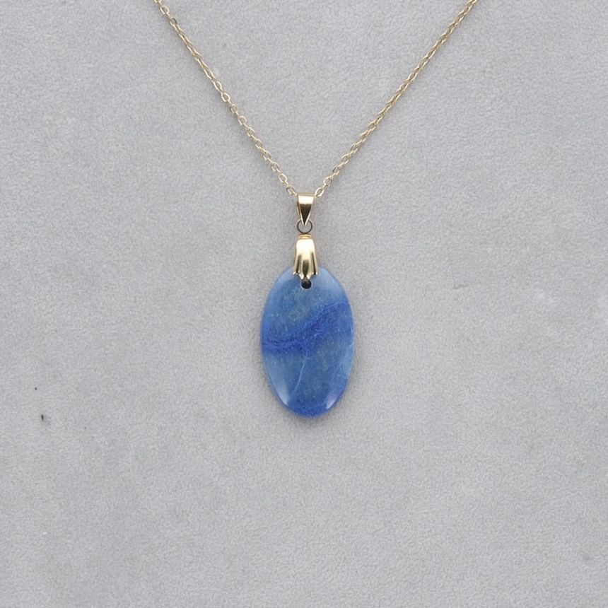 Quartz Bleu Cabochon percé 31